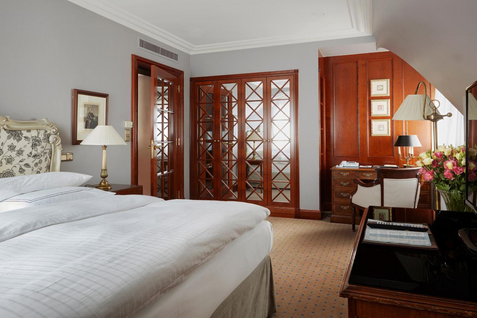 Schlosshotel Berlin Hotel Berlín